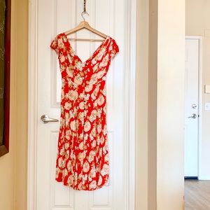 Urban Outfitters Mid length V-neck floral dress